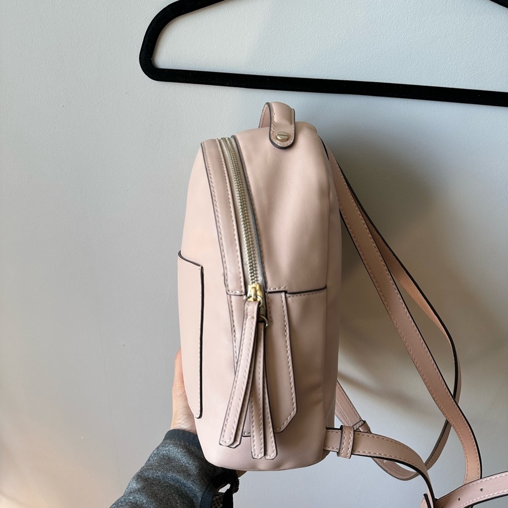 Fiorelli Backpack 💘 - Picture 3 of 7